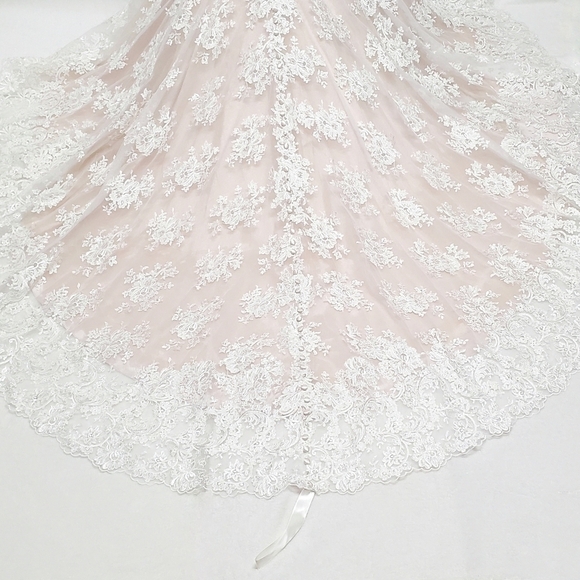 ALLURE Bridals 9363 Antique Ivory Illusion Lace Beaded Button Wedding Dress 8 - Picture 15 of 16